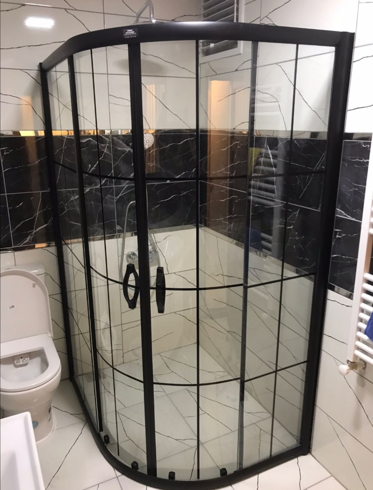 Banyo, Lavabo ve Duşakabin Büyük