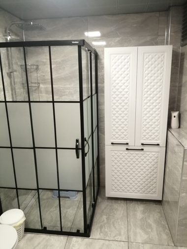 Banyo, Lavabo ve Duşakabin Küçük